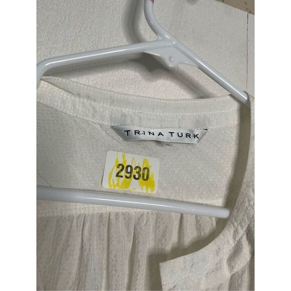 TRINA TURK Top Womens L Jemison Collarless Roll-Tab Sleeve‎ Henley Blouse Ivory - Picture 11 of 11